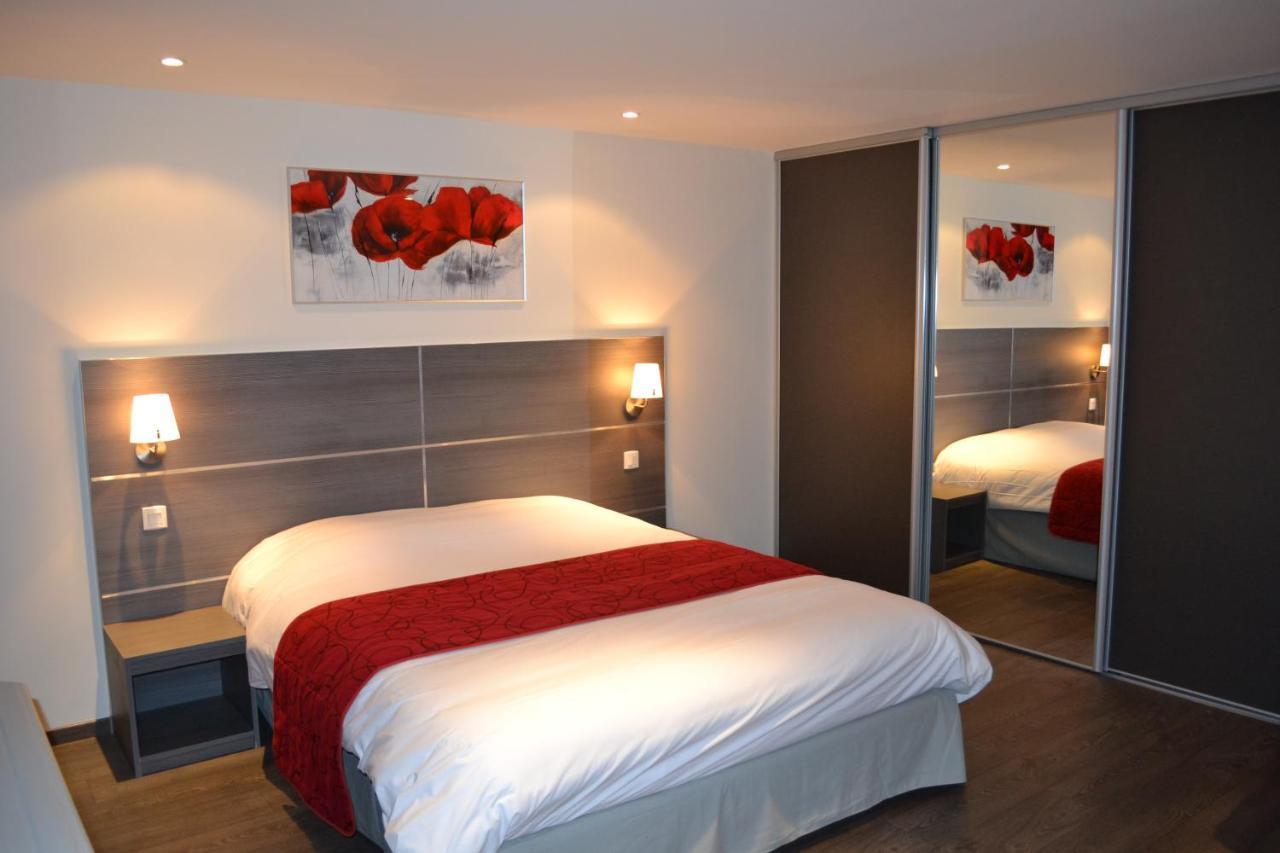 Hotel Saint-Pierre Pontarlier Exterior photo